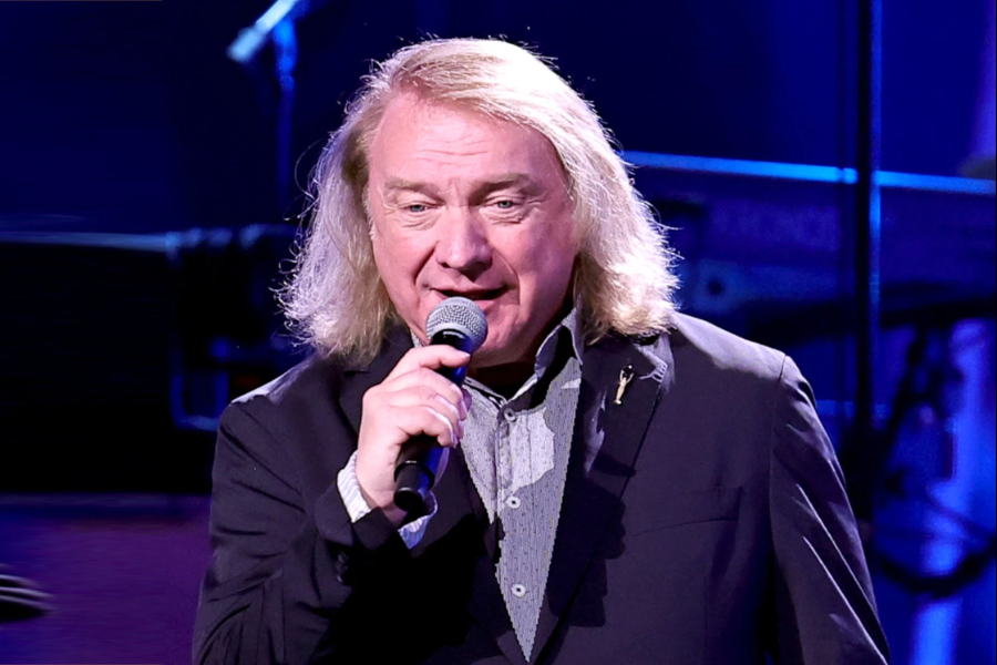 Lou Gramm Net Worth: Bio, Age, Height, Family, Wife, And More