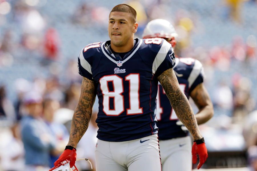 aaron hernandez net worth